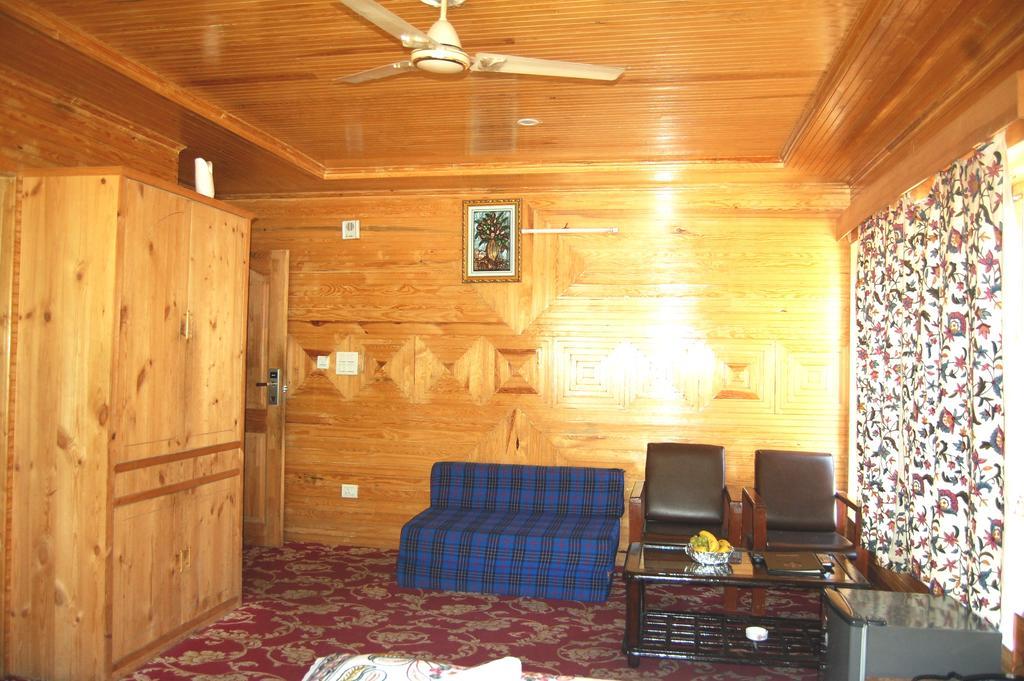 Hotel Paradise Inn Пахалгам Экстерьер фото